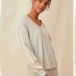 Grey State Noelle V-Neck Gray Sweatshirt w Yellows & Sparkly Silver Stripes, M